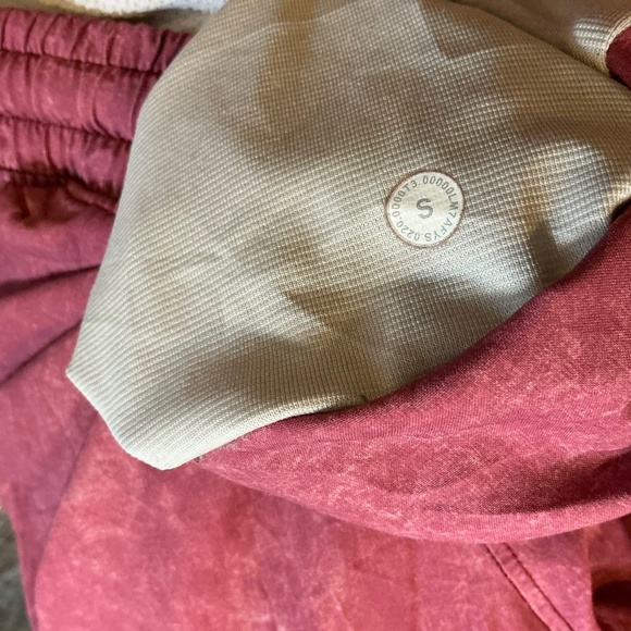 Lululemon Pace Breaker Shorts Small | Burgundy Acid Wash | Lined Training Men’s - Picture 6 of 7